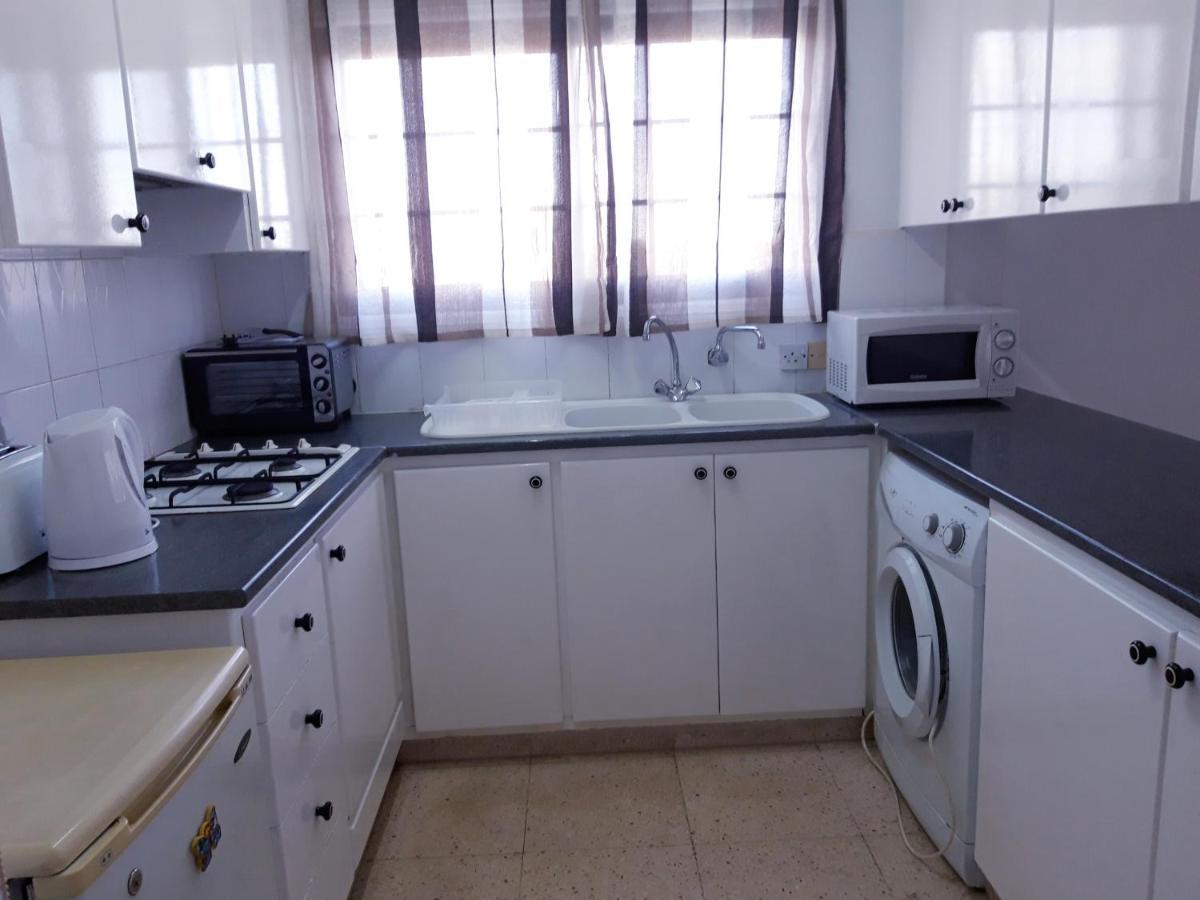 La Veranda Sea View Apartments Larnaca Luaran gambar