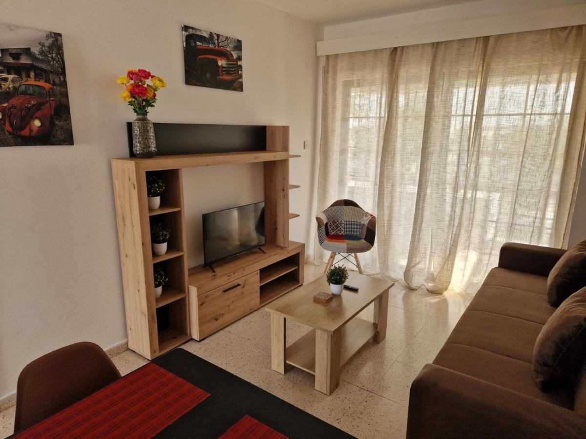La Veranda Sea View Apartments Larnaca Luaran gambar
