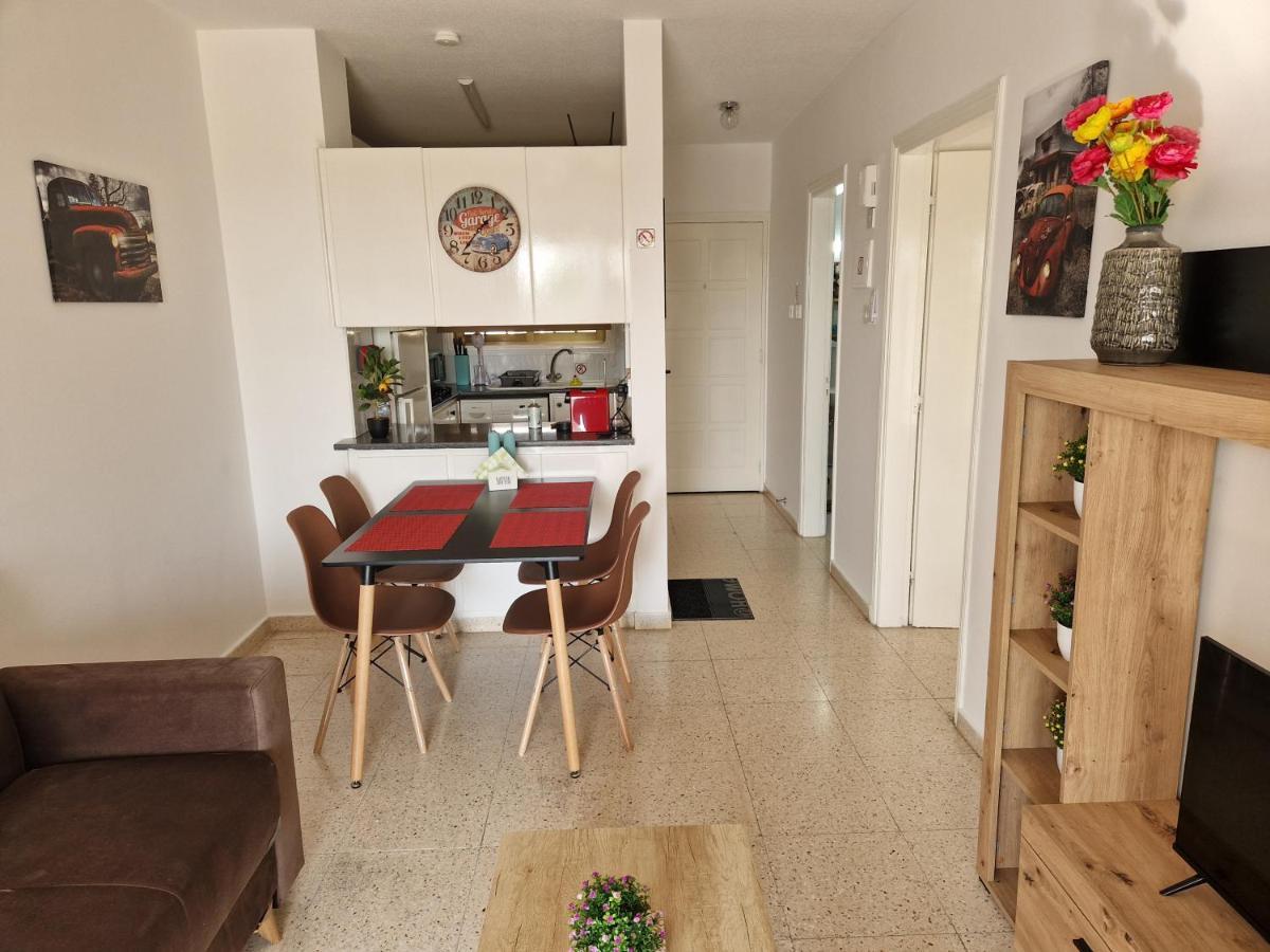 La Veranda Sea View Apartments Larnaca Luaran gambar