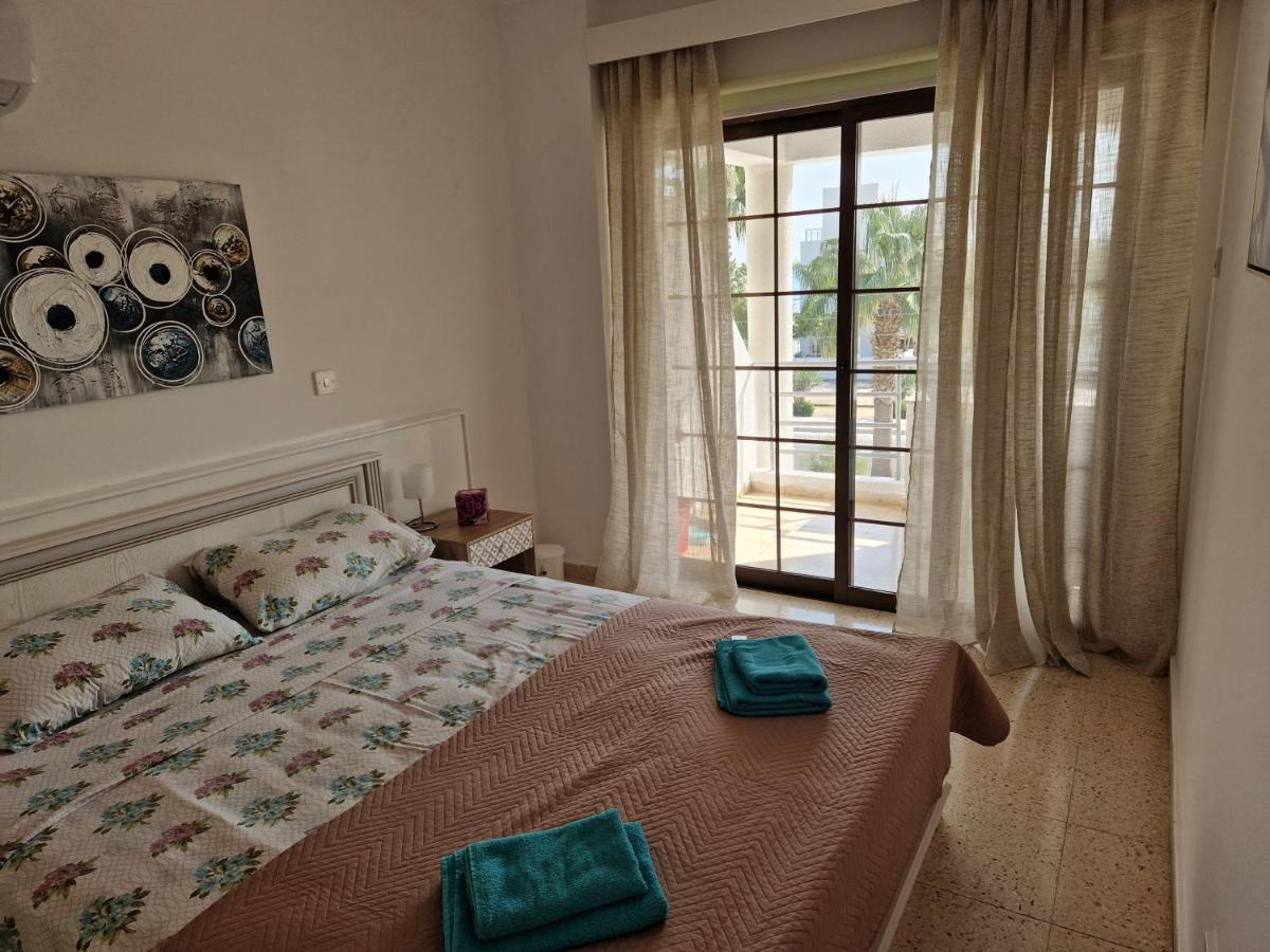 La Veranda Sea View Apartments Larnaca Luaran gambar